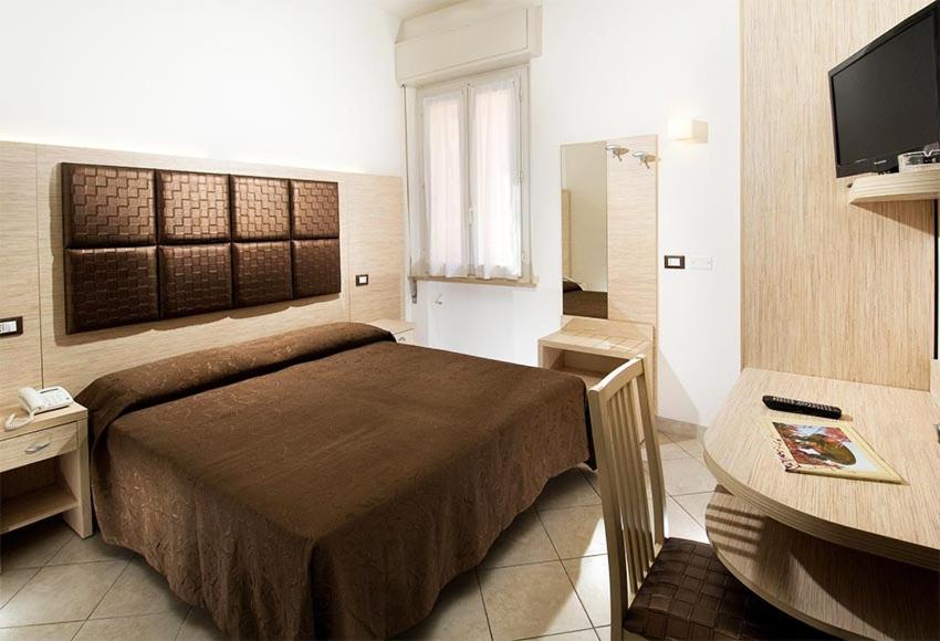 Hotel D'Annunzio 卡托利卡 外观 照片